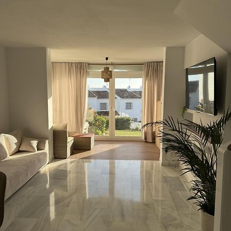 Stunning Chalet In Mijas-Costa Near Beach! Villa Exterior photo